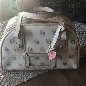 Small Dooney & Bourke bag